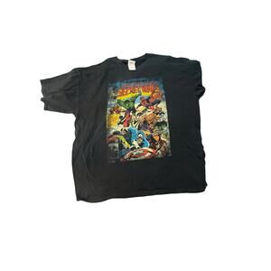 Marvel Super Heroes Secret Wars Comic Cover Graphic T-Shirt - Men’s XL - Black